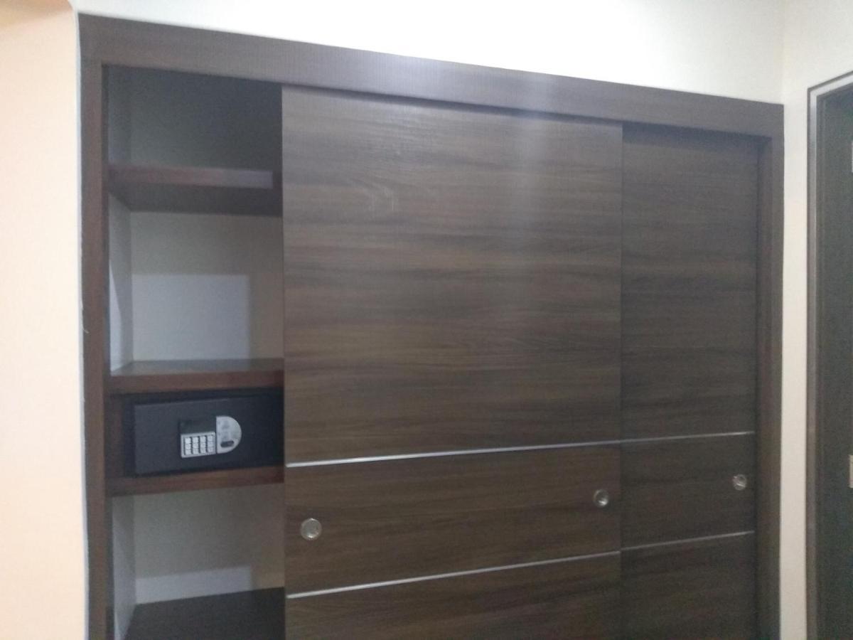 Hotel Jimenez Plaza Luaran gambar