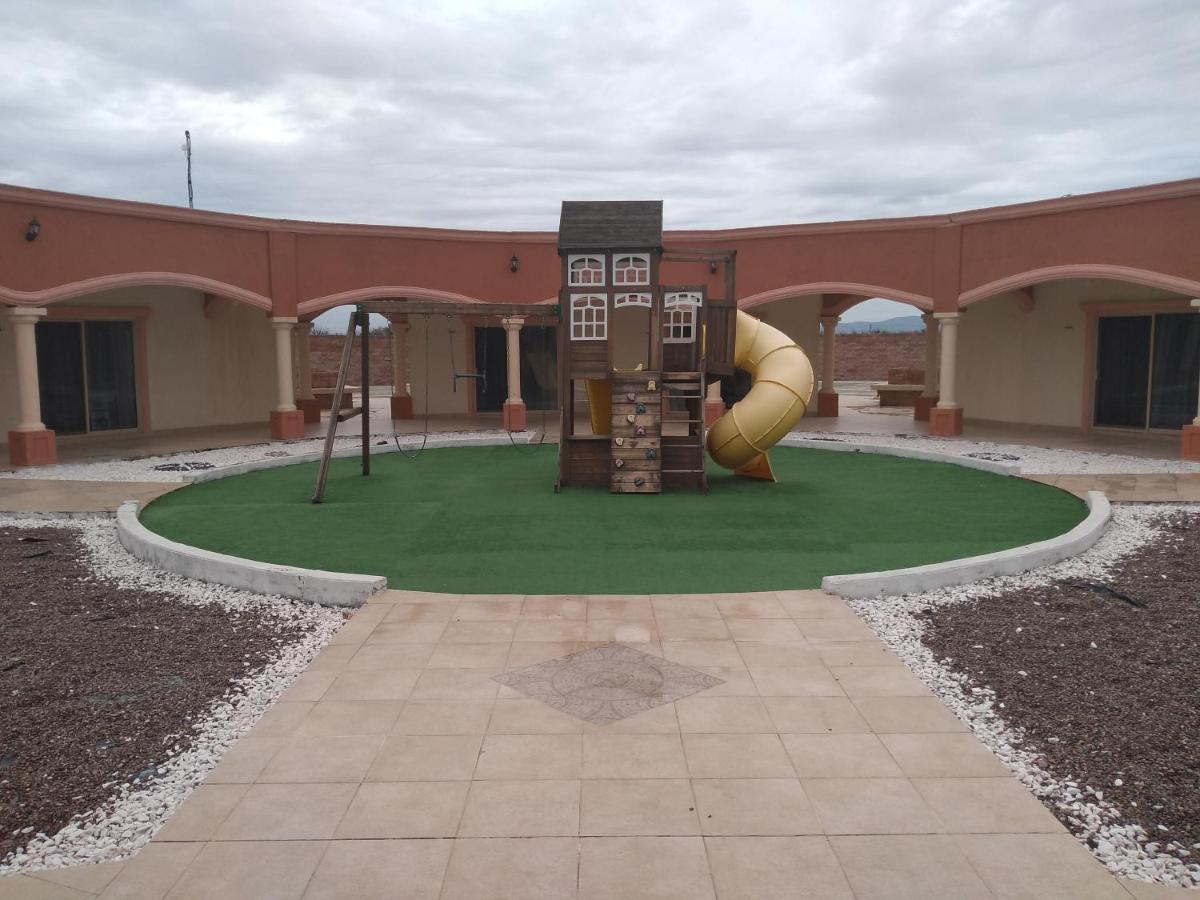 Hotel Jimenez Plaza Luaran gambar