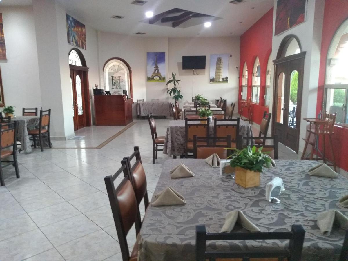 Hotel Jimenez Plaza Luaran gambar
