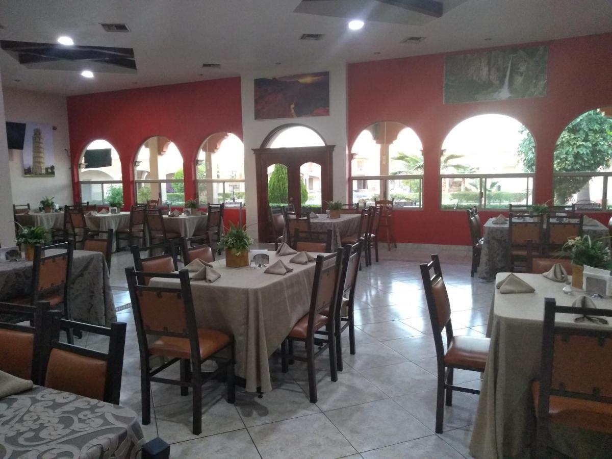 Hotel Jimenez Plaza Luaran gambar